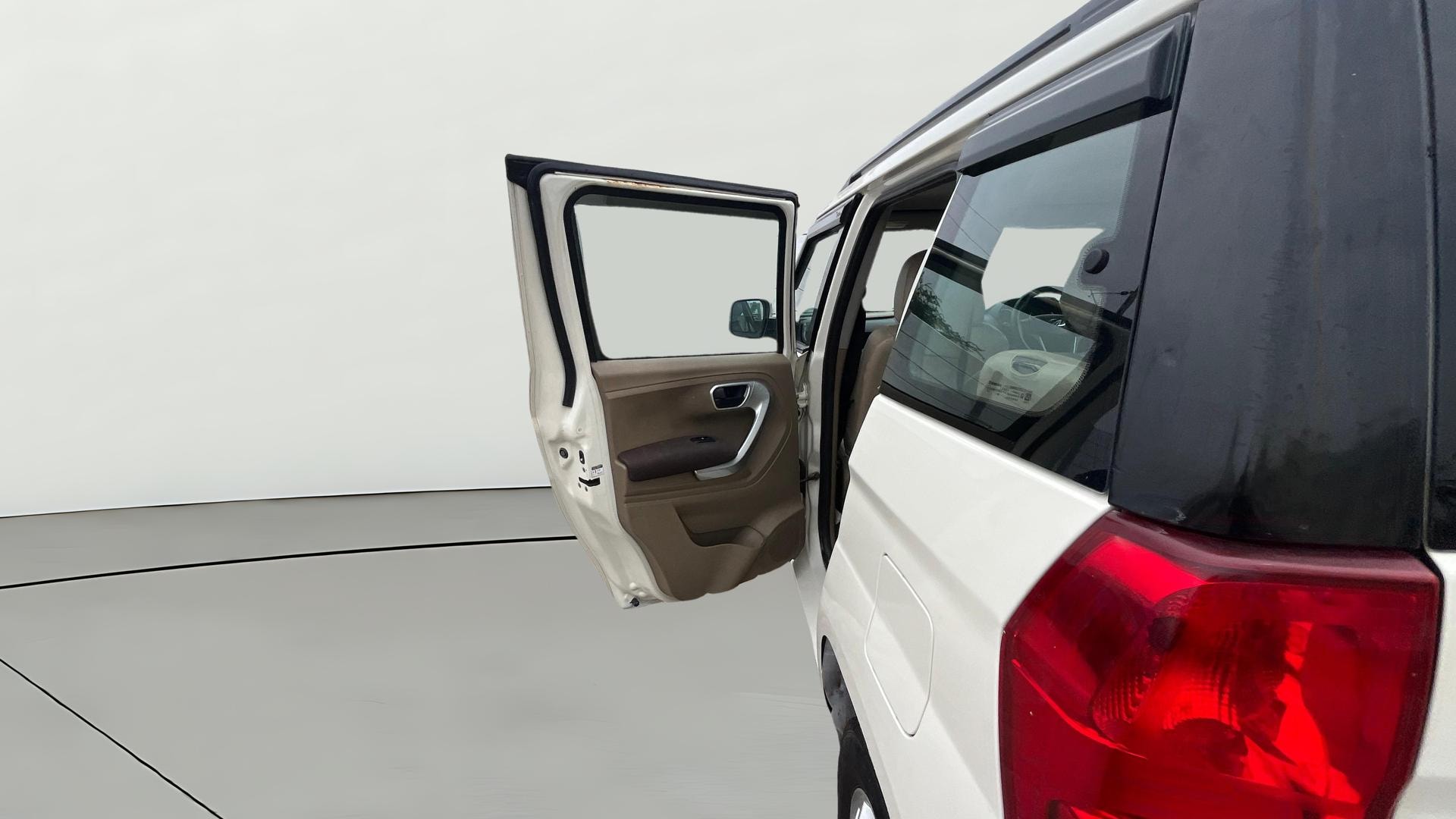 Used 2018 Mahindra TUV300 Used 2018 Mahindra TUV300