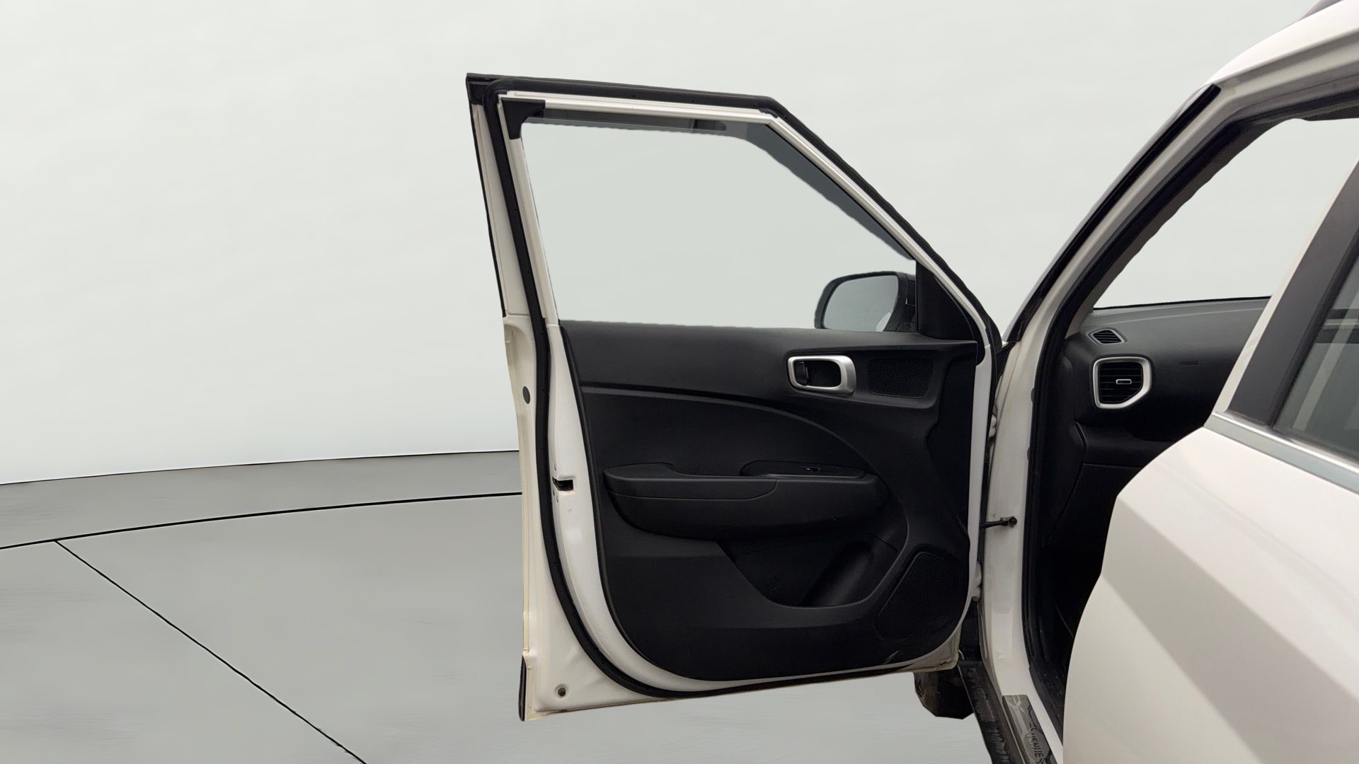 View 2021 Hyundai Venue S Plus 1.2 Petrol Image 31 Used 2021 Hyundai Venue S Plus 1.2 Petrol Image 31