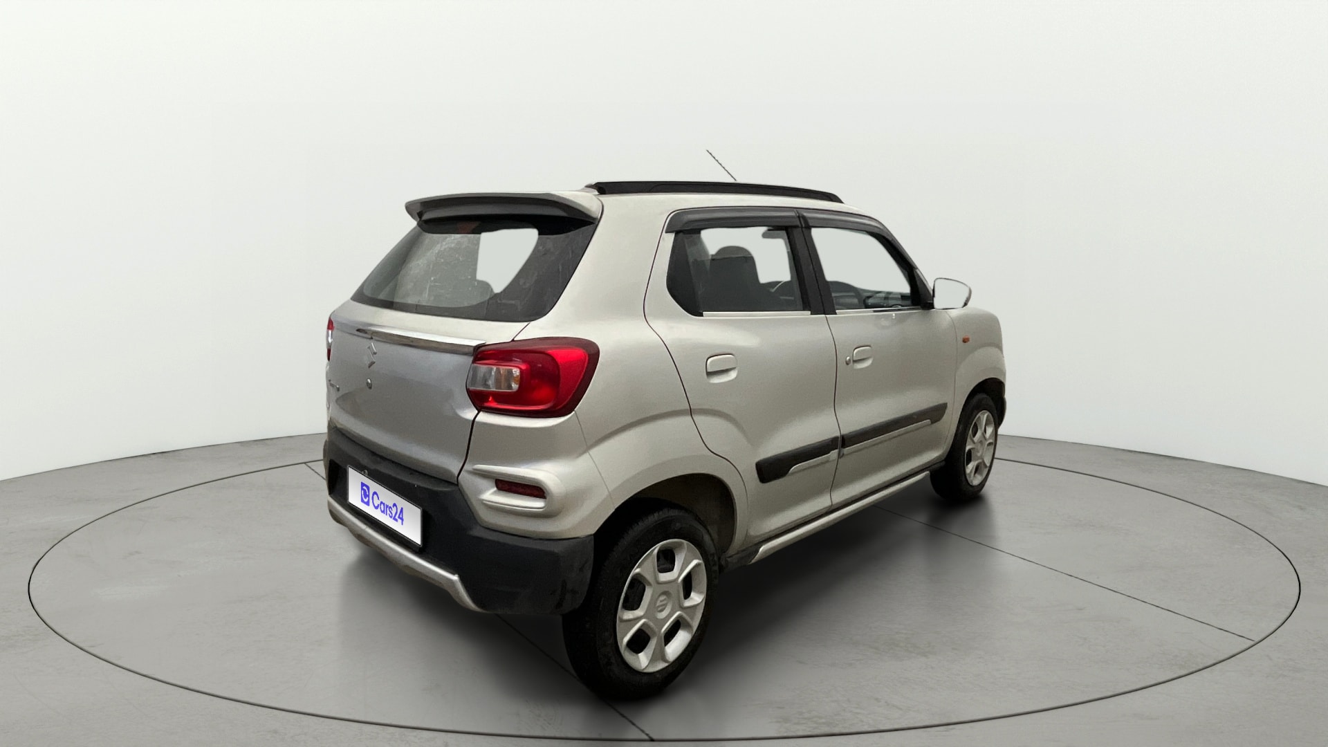 View 2022 Maruti Suzuki 1000 Base Variant Image 42 Used 2022 Maruti Suzuki 1000 Base Variant Image 42