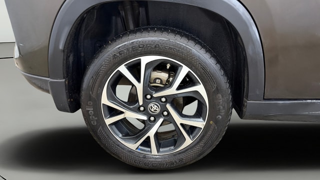 View Toyota Urban Cruiser Hyryder Image 25 Used Toyota Urban Cruiser Hyryder Image 25