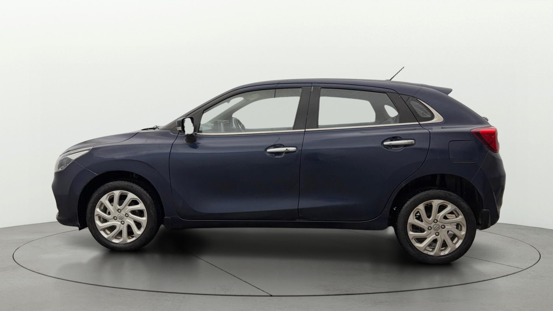 View 2023 Maruti Suzuki 1000 Base Variant Image 5 Used 2023 Maruti Suzuki 1000 Base Variant Image 5