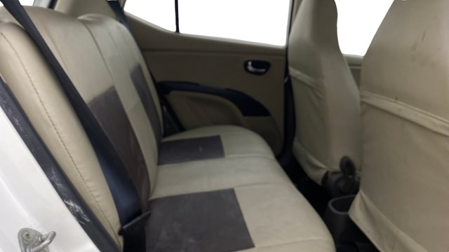 View Hyundai i10 Image 33 Used Hyundai i10 Image 33