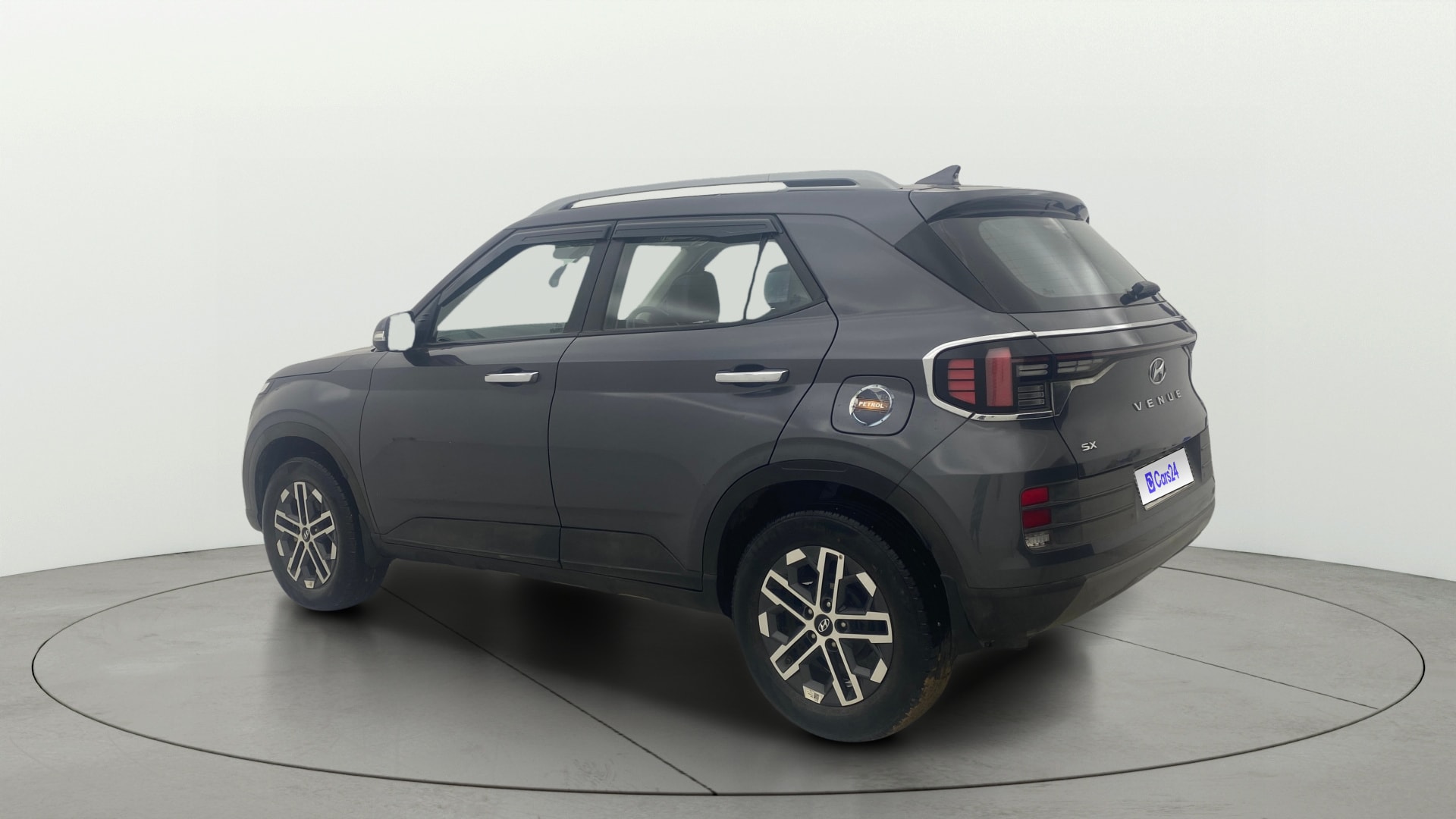 View 2023 Hyundai Venue SX (O) 1.0 Turbo Petrol DCT Image 2 Used 2023 Hyundai Venue SX (O) 1.0 Turbo Petrol DCT Image 2