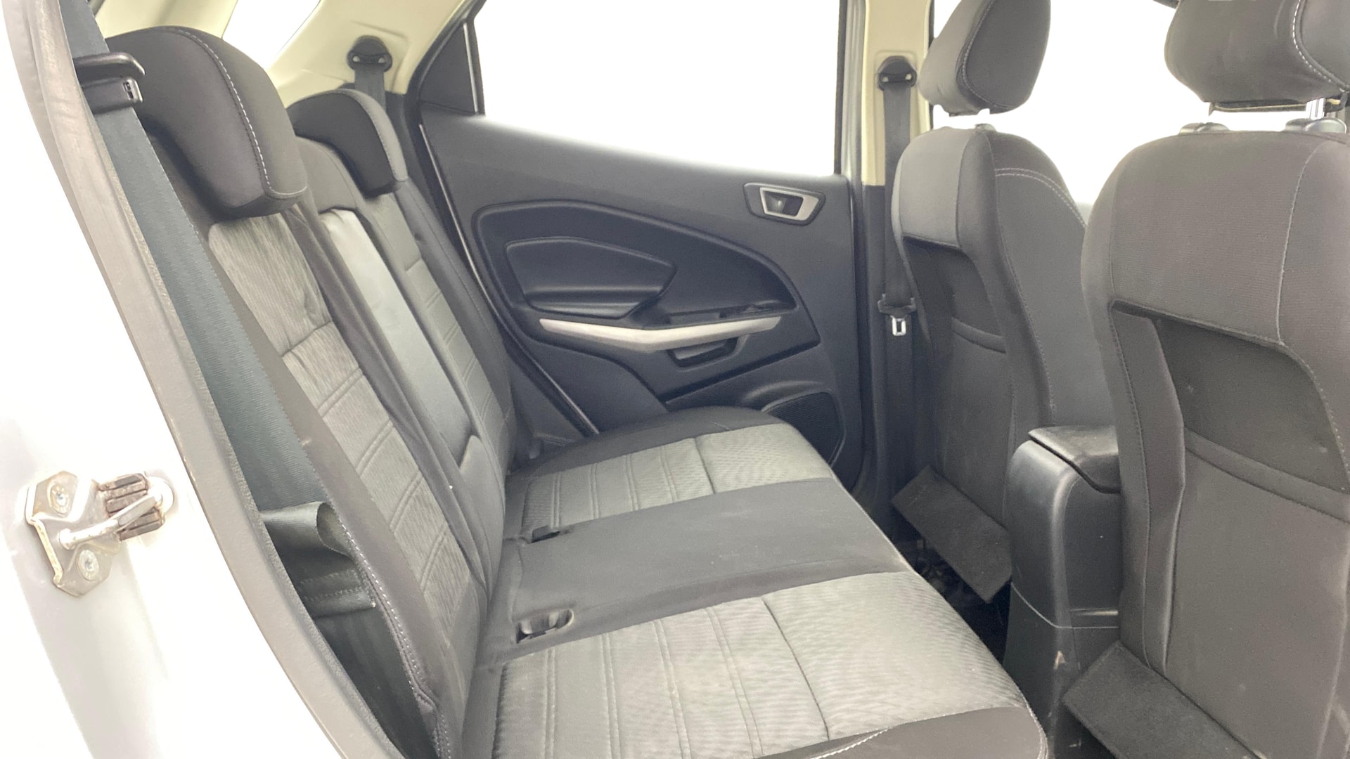 View 2019 Ford EcoSport 1.5 TDCi Diesel Ambiente BS IV Image 35 Used 2019 Ford EcoSport 1.5 TDCi Diesel Ambiente BS IV Image 35
