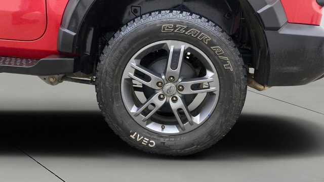 View Mahindra Thar Image 11 Used Mahindra Thar Image 11