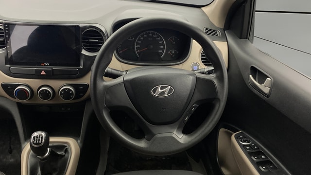 View Hyundai Grand i10 Image 14 Used Hyundai Grand i10 Image 14