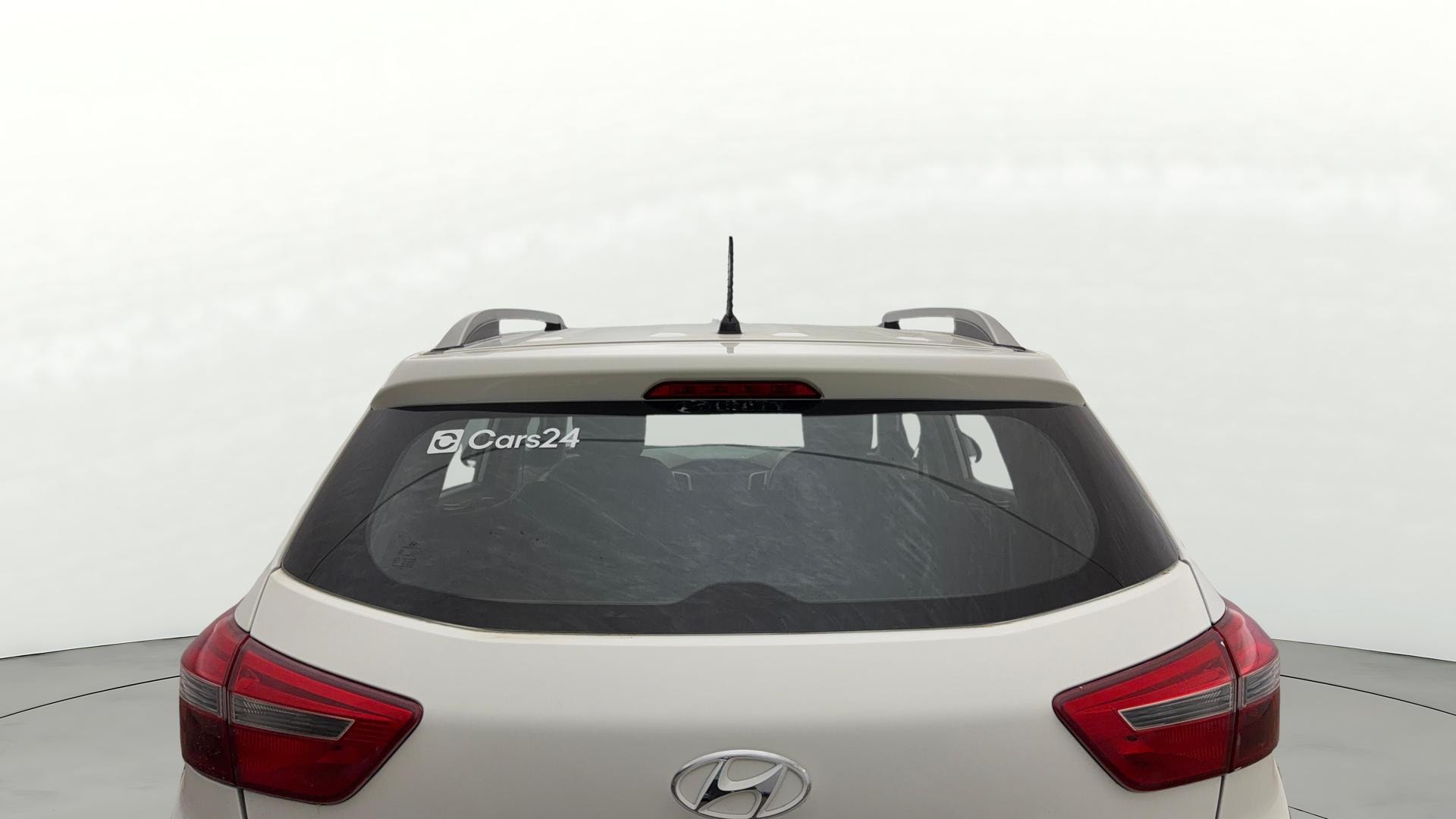 View 2017 Hyundai Creta 1.6 E Plus Petrol Image 4 Used 2017 Hyundai Creta 1.6 E Plus Petrol Image 4