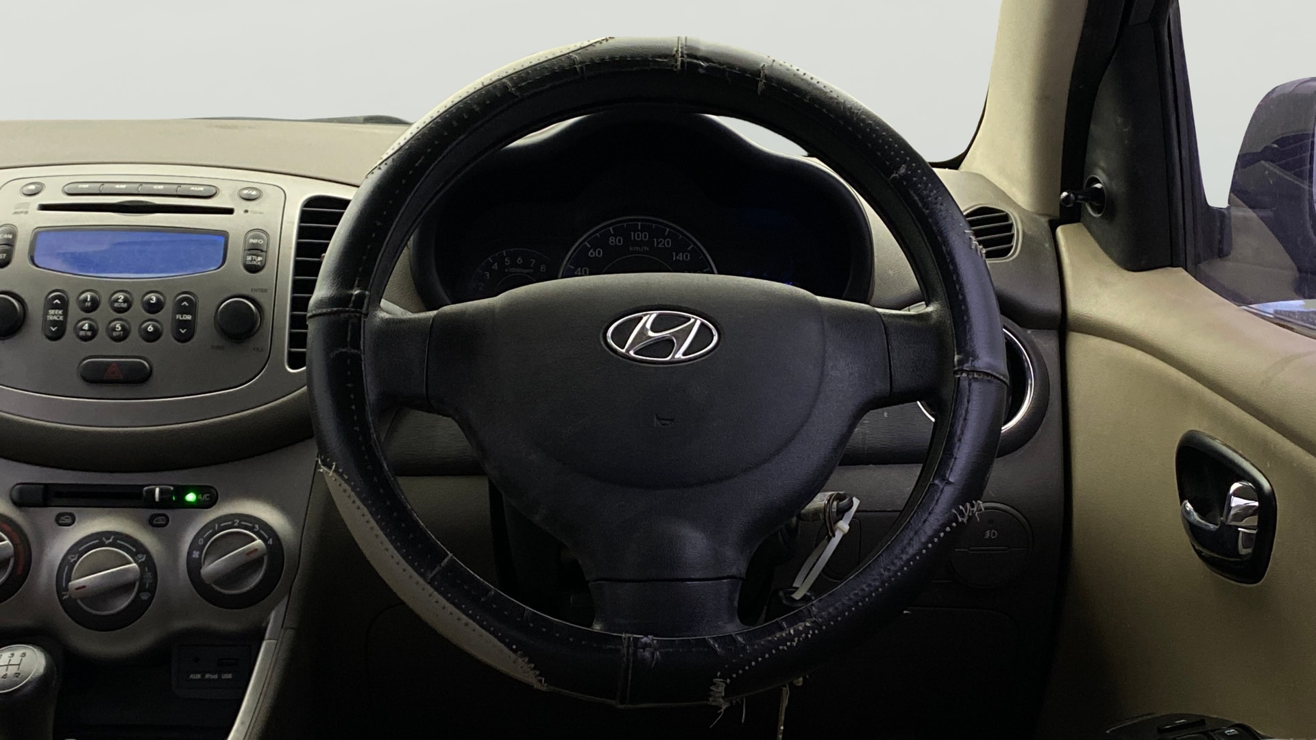 View 2014 Hyundai i10 1.2 Asta MT Image 20 Used 2014 Hyundai i10 1.2 Asta MT Image 20