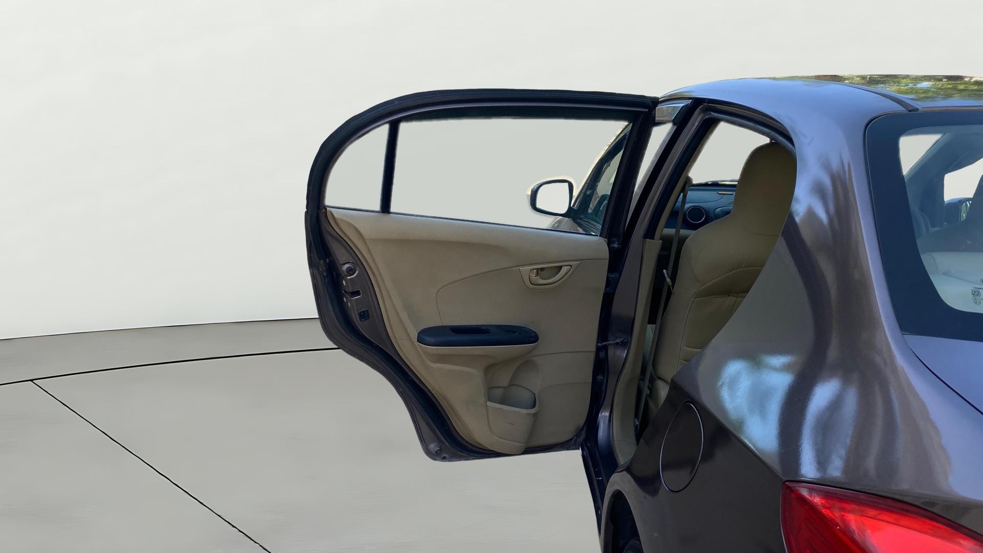 View 2014 Honda Amaze E MT Petrol BS IV Image 22 Used 2014 Honda Amaze E MT Petrol BS IV Image 22