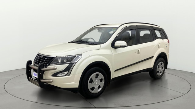View Mahindra XUV500 Image 37 Used Mahindra XUV500 Image 37