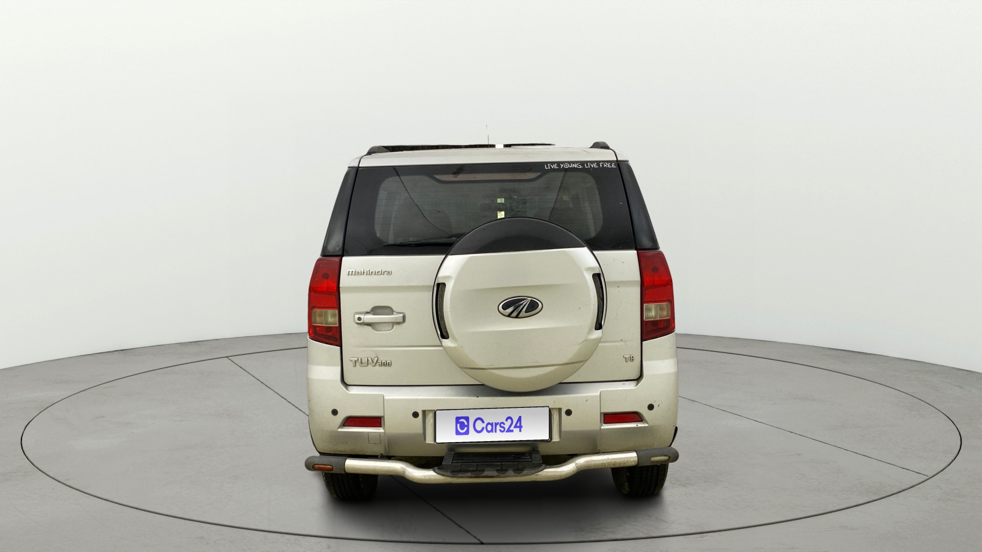View 2017 Mahindra TUV300 T8 Image 41 Used 2017 Mahindra TUV300 T8 Image 41