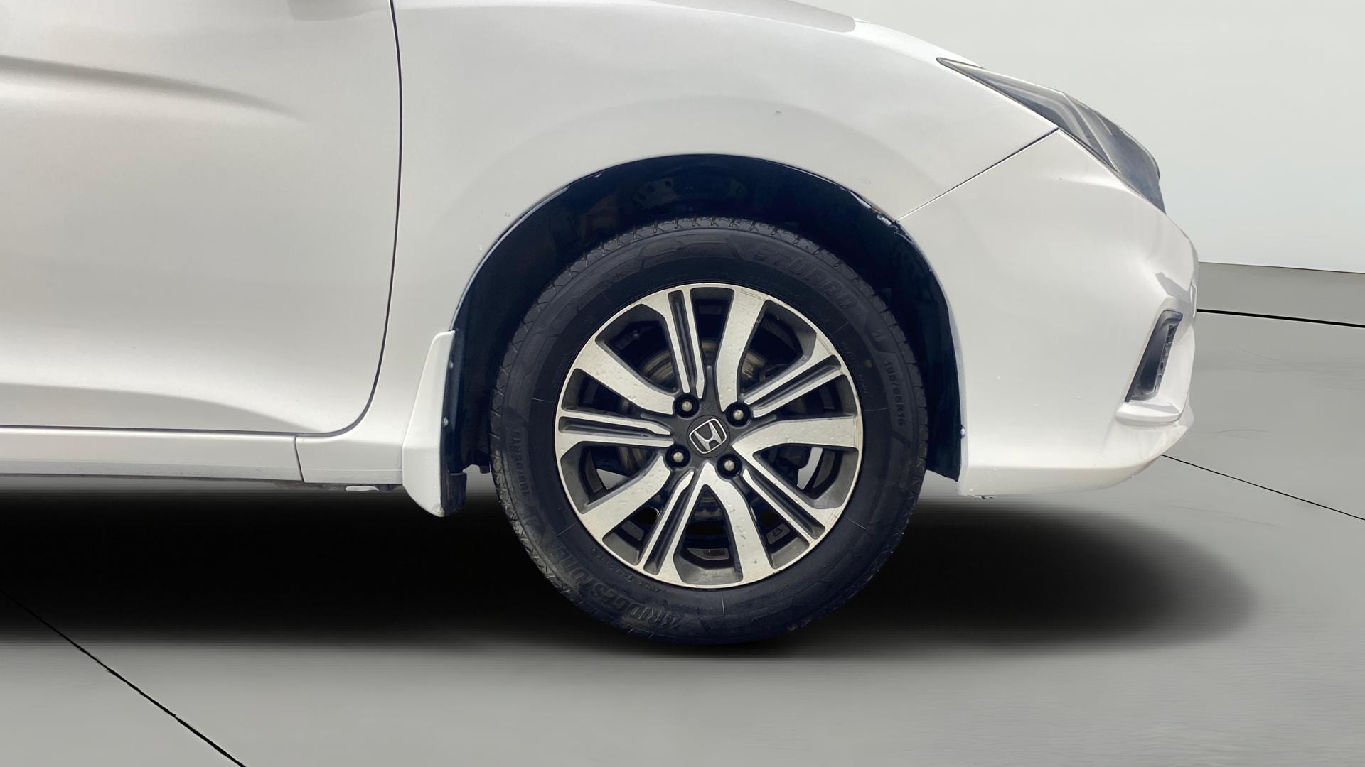 View 2019 Honda City ZX MT Diesel Anniversary Edition Image 42 Used 2019 Honda City ZX MT Diesel Anniversary Edition Image 42