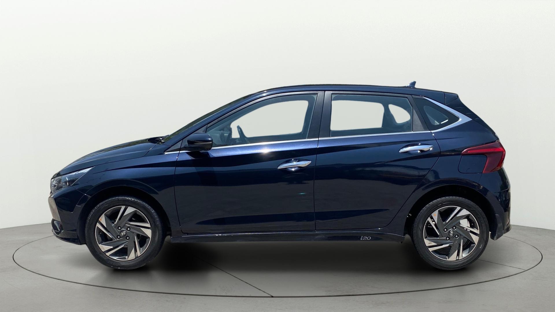 View 2020 Hyundai Elite i20 Asta 1.2 AT Image 5 Used 2020 Hyundai Elite i20 Asta 1.2 AT Image 5