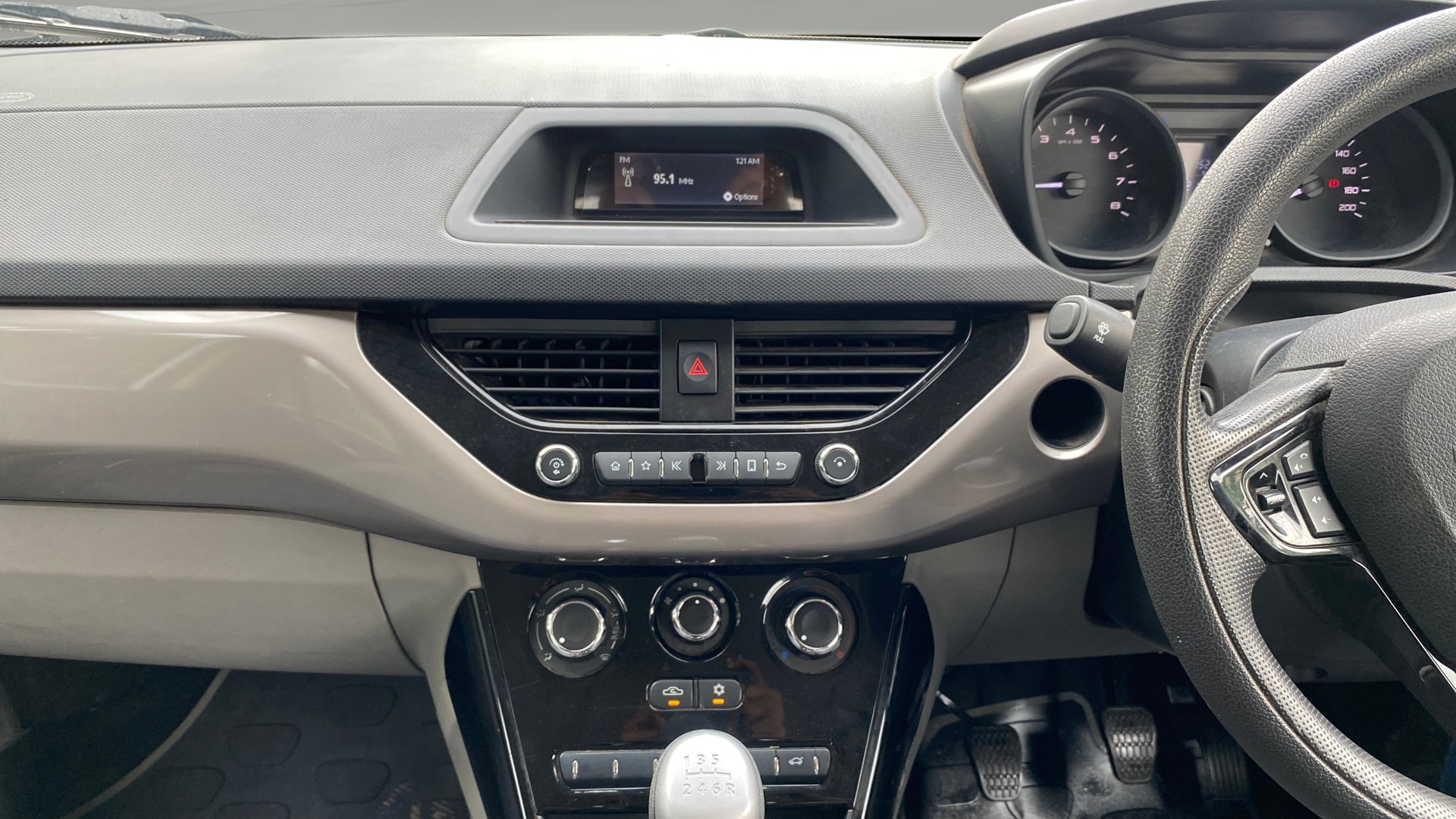 View 2019 Tata Nexon Revotron XM Image 30 Used 2019 Tata Nexon Revotron XM Image 30