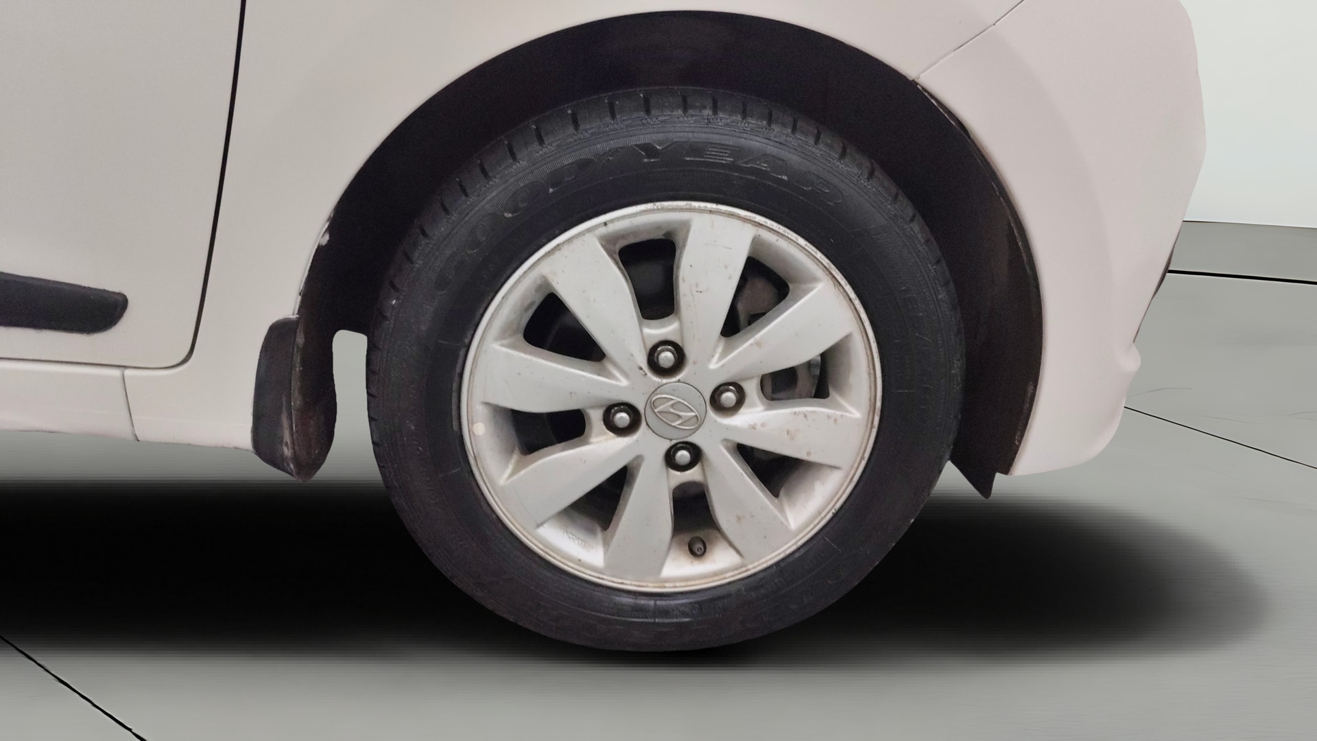 View 2014 Hyundai Xcent E Petrol Image 39 Used 2014 Hyundai Xcent E Petrol Image 39