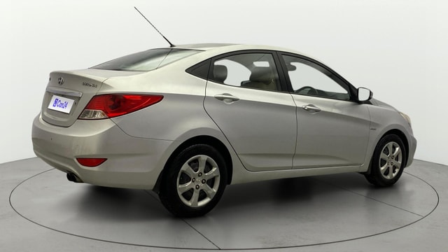 View Hyundai Fluidic Verna Image 42 Used Hyundai Fluidic Verna Image 42