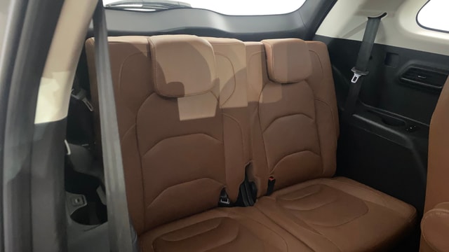 View MG Hector Plus Image 9 Used MG Hector Plus Image 9
