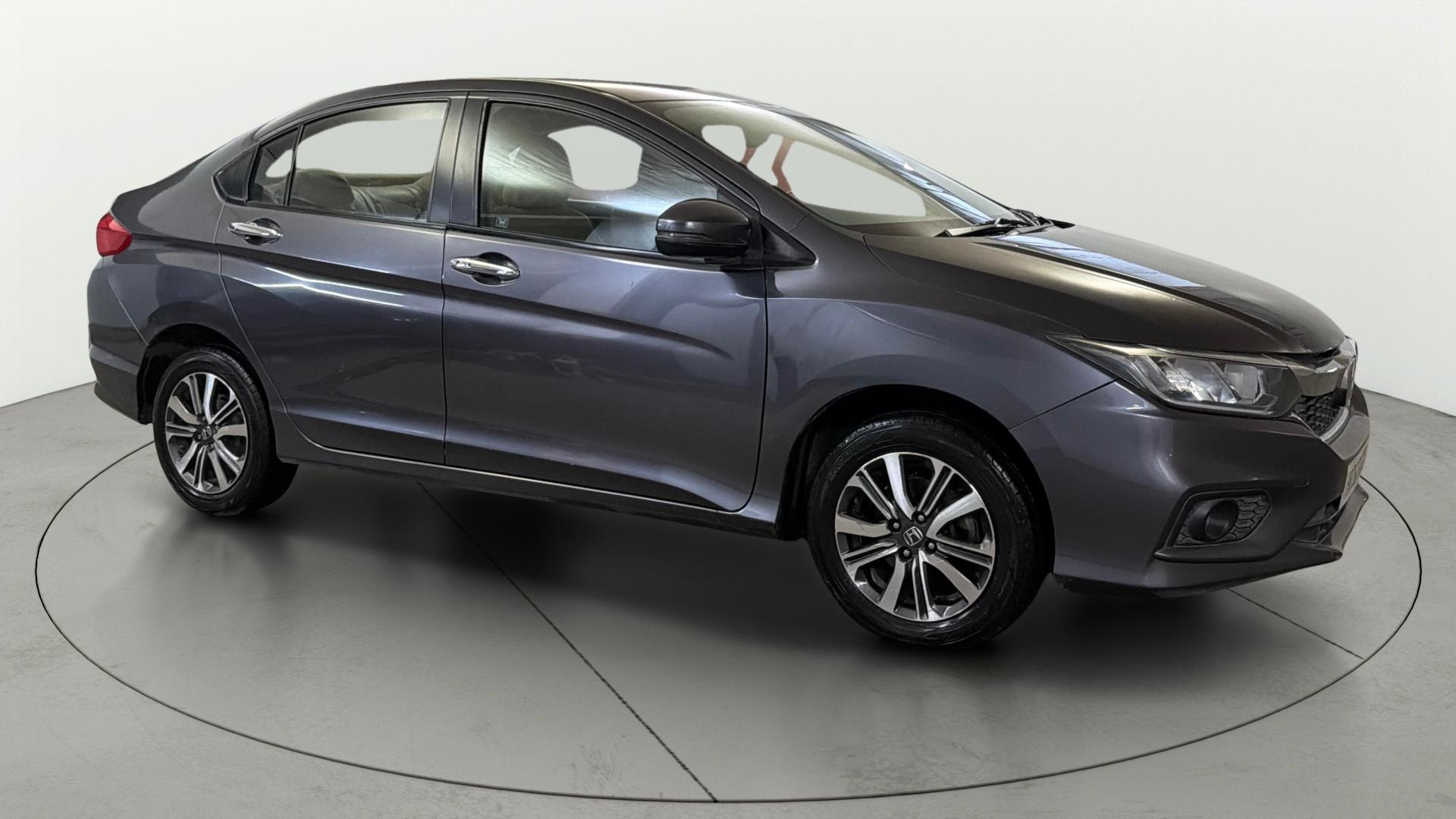 View 2019 Honda City ZX MT Diesel Anniversary Edition Image 38 Used 2019 Honda City ZX MT Diesel Anniversary Edition Image 38