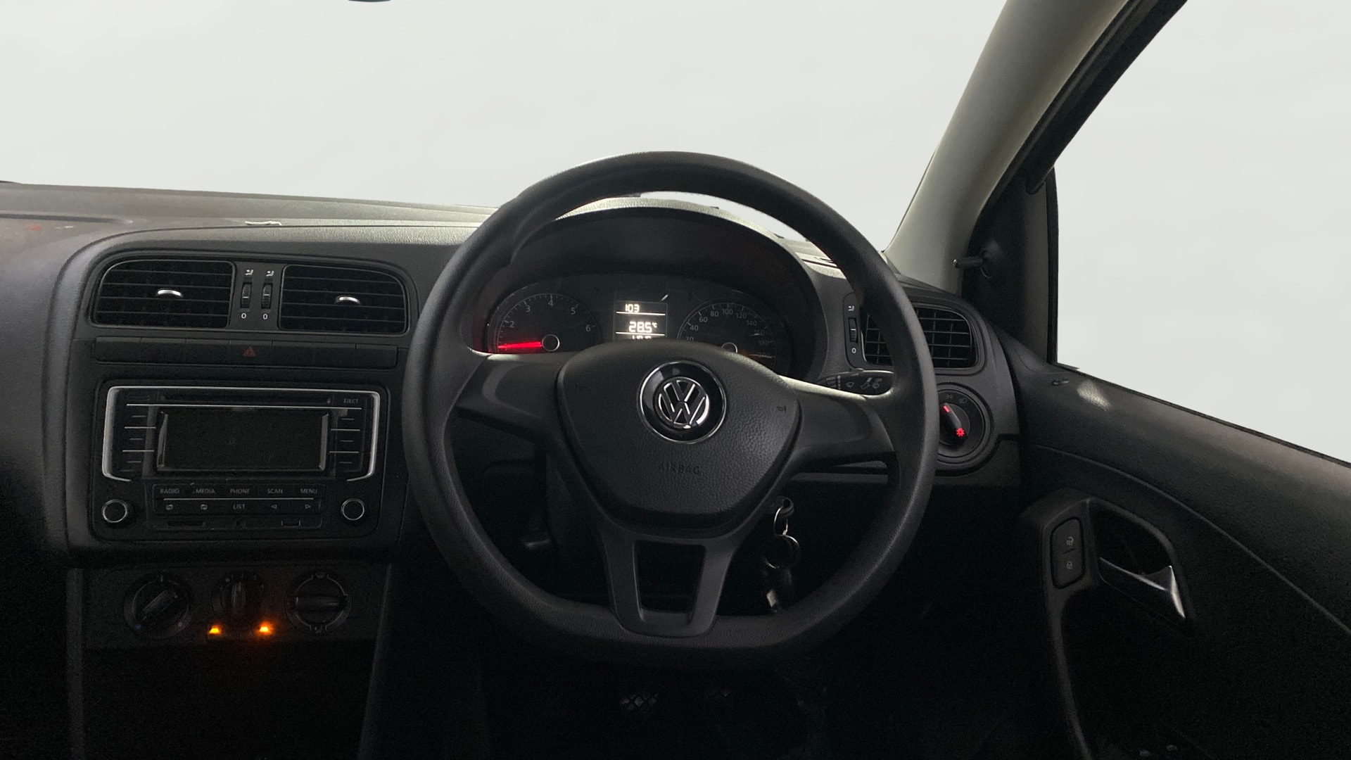 View 2015 Volkswagen Polo 1.2 Trendline Petrol Image 20 Used 2015 Volkswagen Polo 1.2 Trendline Petrol Image 20