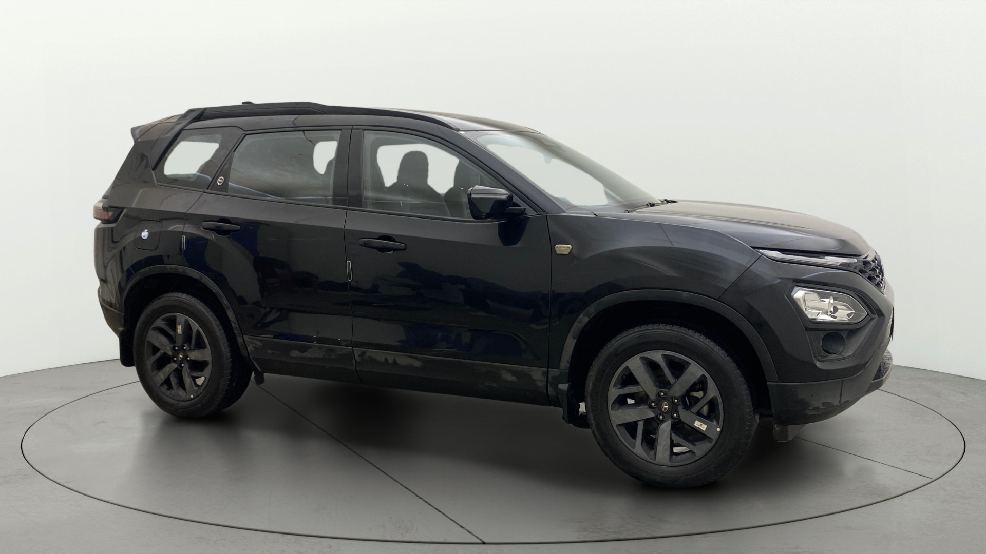 View 2024 Tata Safari XZA Plus Option Dark Image 23 Used 2024 Tata Safari XZA Plus Option Dark Image 23