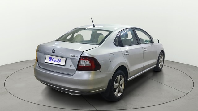 View Skoda Rapid Image 42 Used Skoda Rapid Image 42