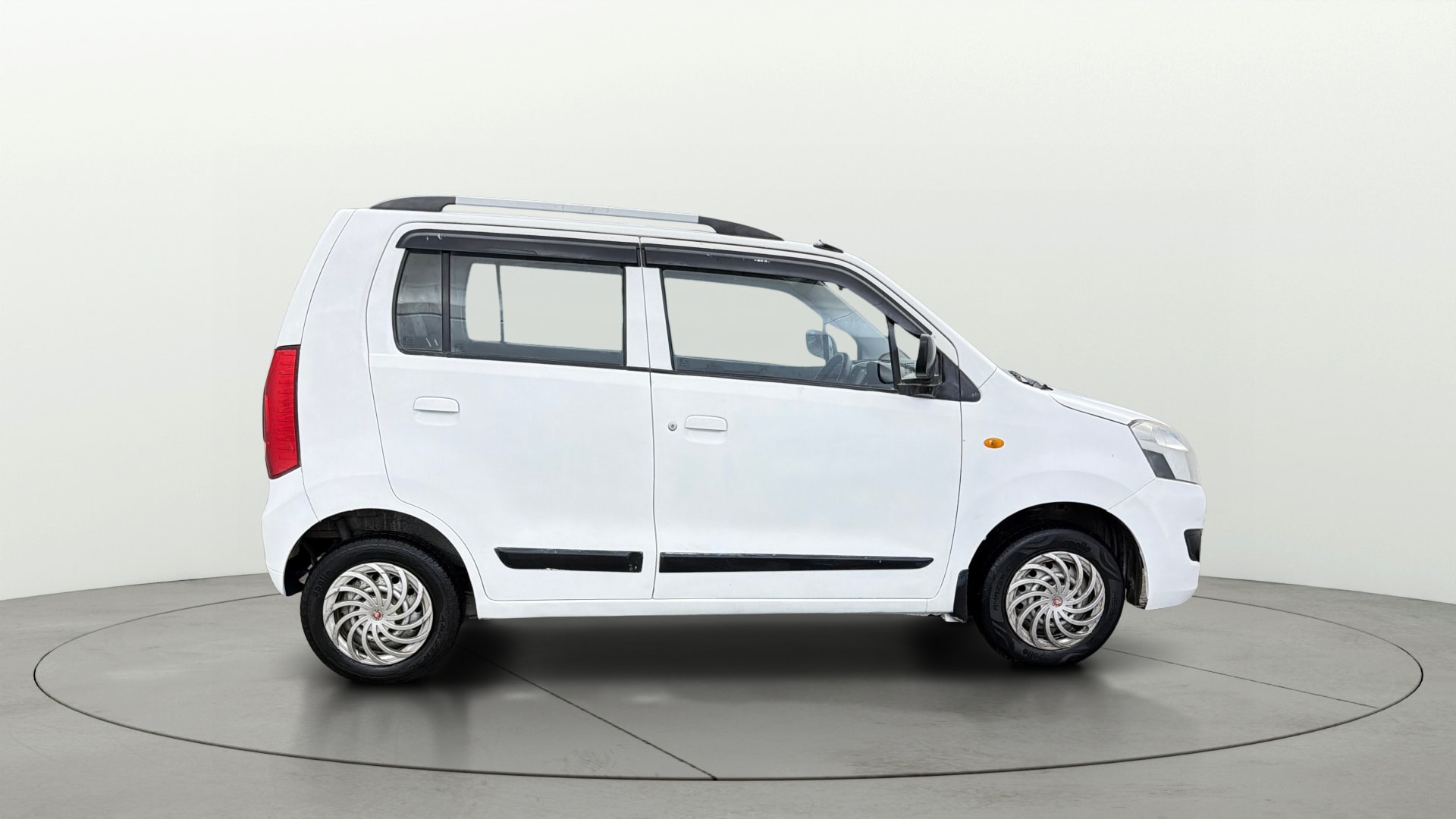 Used 2017 Maruti Suzuki 1000 Used 2017 Maruti Suzuki 1000