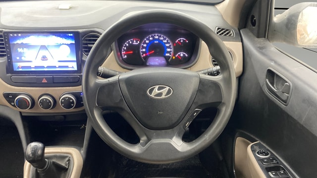 View Hyundai Grand i10 Image 20 Used Hyundai Grand i10 Image 20