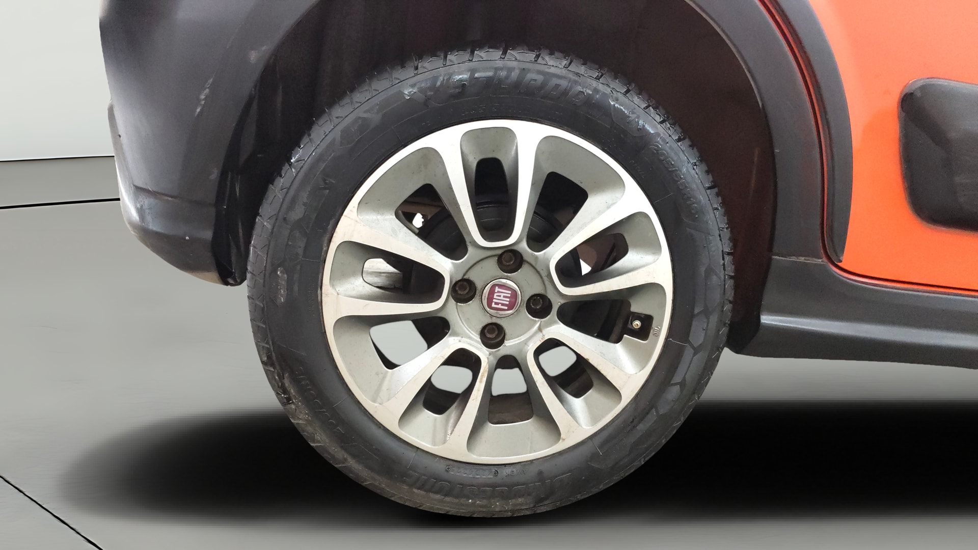 View 2016 Fiat Avventura Dynamic 1.4L FIRE Petrol Image 24 Used 2016 Fiat Avventura Dynamic 1.4L FIRE Petrol Image 24