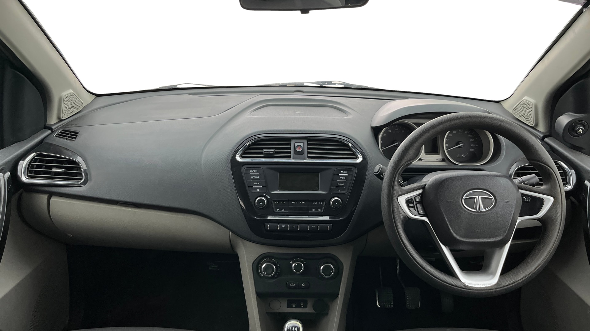 View 2017 Tata Tiago Revotorq XZ Image 15 Used 2017 Tata Tiago Revotorq XZ Image 15