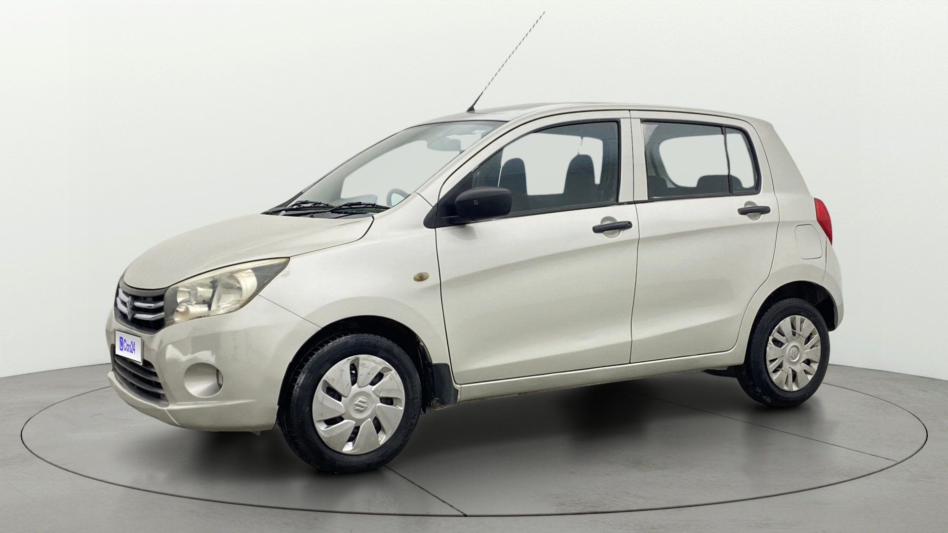 View 2015 Maruti Suzuki 1000 Base Variant Image 34 Used 2015 Maruti Suzuki 1000 Base Variant Image 34