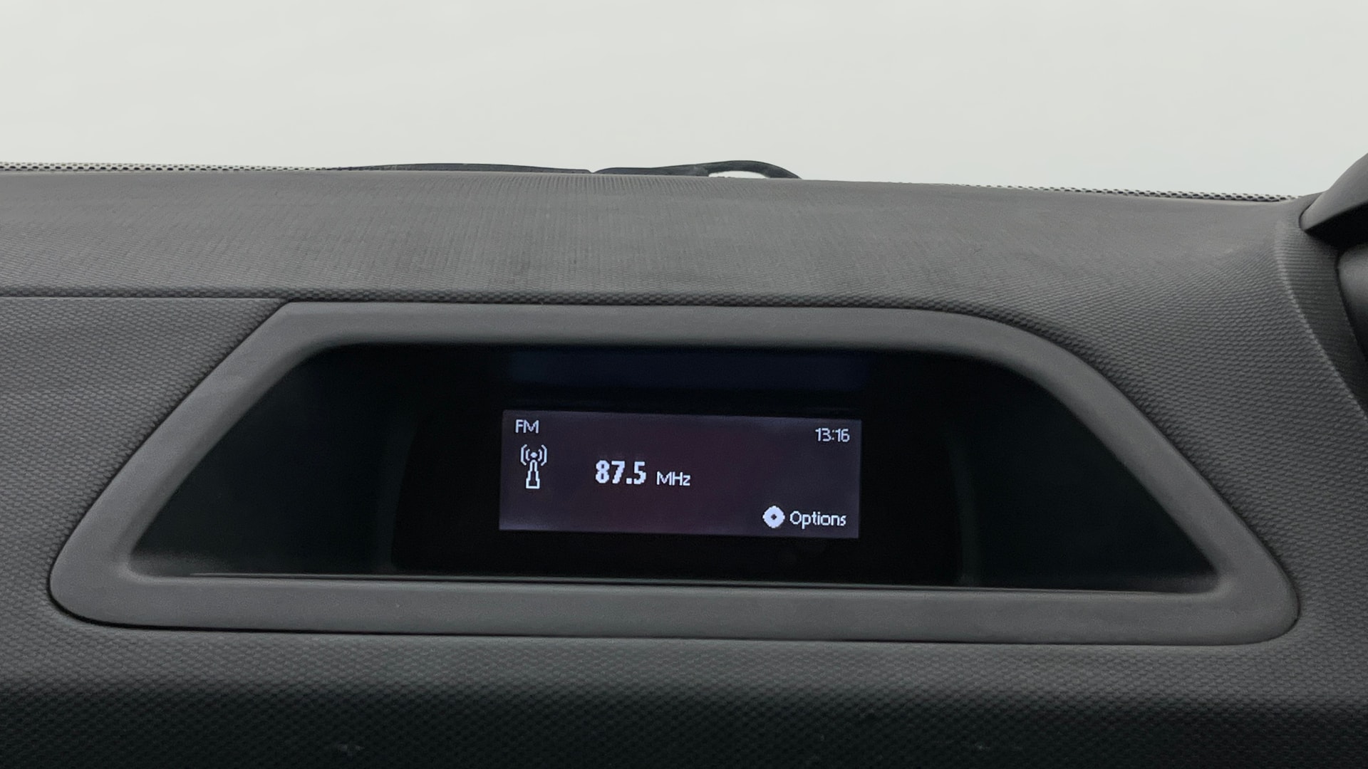 View 2020 Tata Nexon Revotron XM Image 17 Used 2020 Tata Nexon Revotron XM Image 17