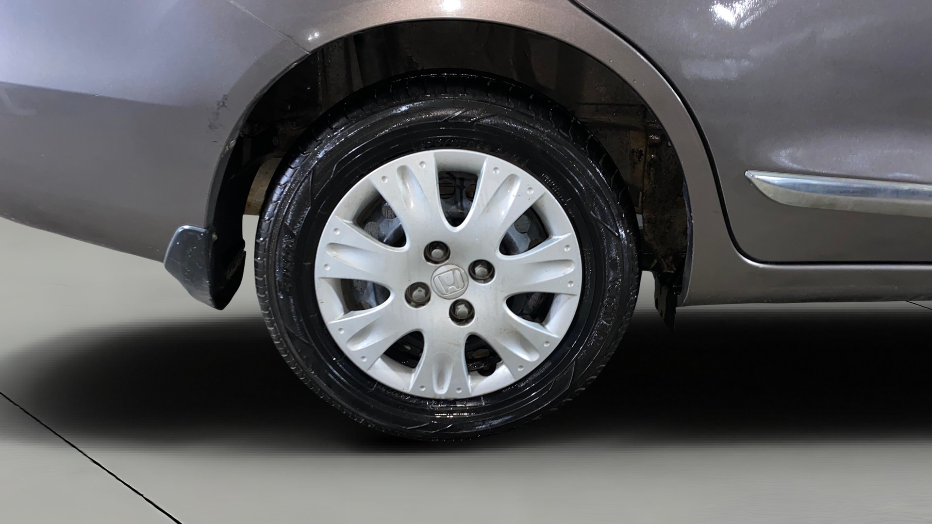 View 2016 Honda Amaze E MT Petrol BS IV Image 23 Used 2016 Honda Amaze E MT Petrol BS IV Image 23