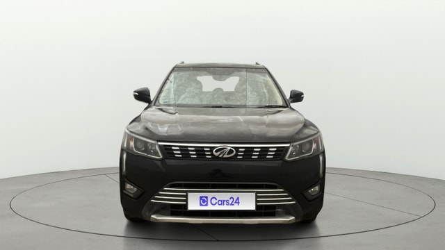 View Mahindra XUV300 Image 1 Used Mahindra XUV300 Image 1