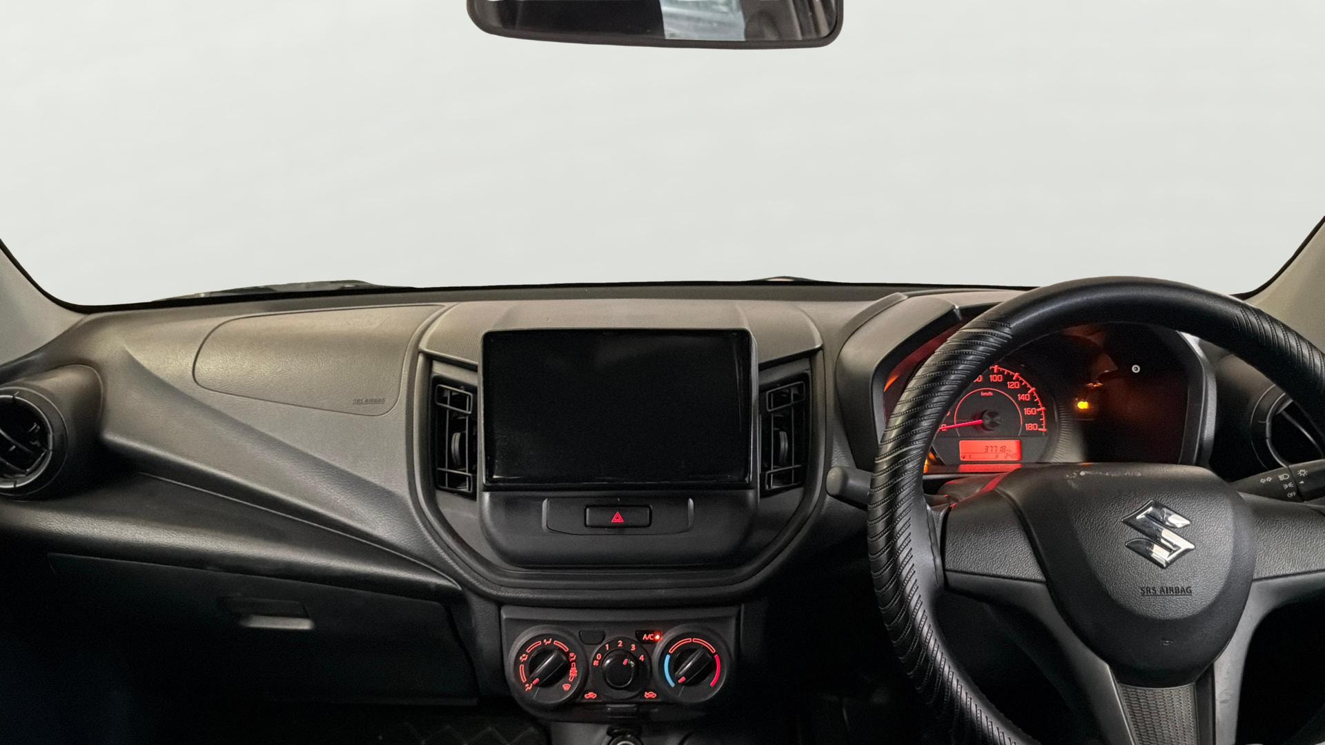 View 2022 Maruti Suzuki 1000 Base Variant Image 17 Used 2022 Maruti Suzuki 1000 Base Variant Image 17