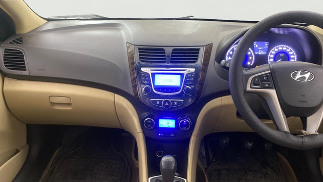 View Hyundai Fluidic Verna Image 17 Used Hyundai Fluidic Verna Image 17
