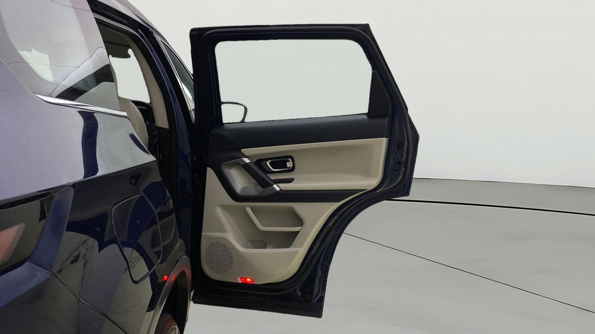 View 2021 Tata Safari XZ Plus Image 6 Used 2021 Tata Safari XZ Plus Image 6