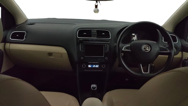 View Skoda Rapid Image 15 Used Skoda Rapid Image 15