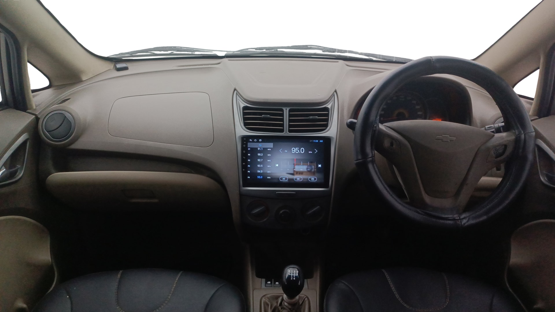 View 2013 Chevrolet Sail UVA 1.2 Base Image 15 Used 2013 Chevrolet Sail UVA 1.2 Base Image 15