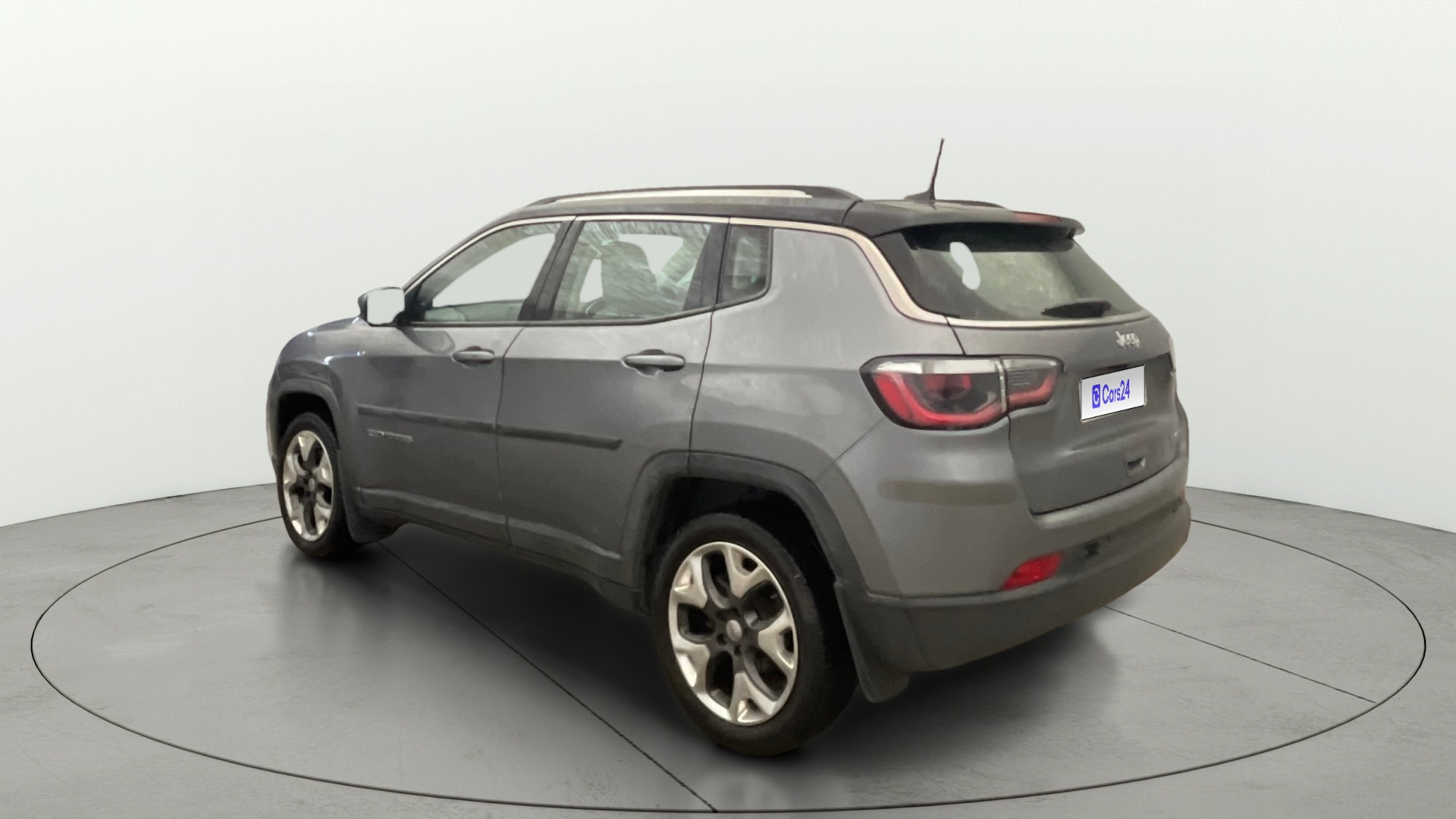 View 2018 Jeep Compass Limited Plus AT Image 2 Used 2018 Jeep Compass Limited Plus AT Image 2
