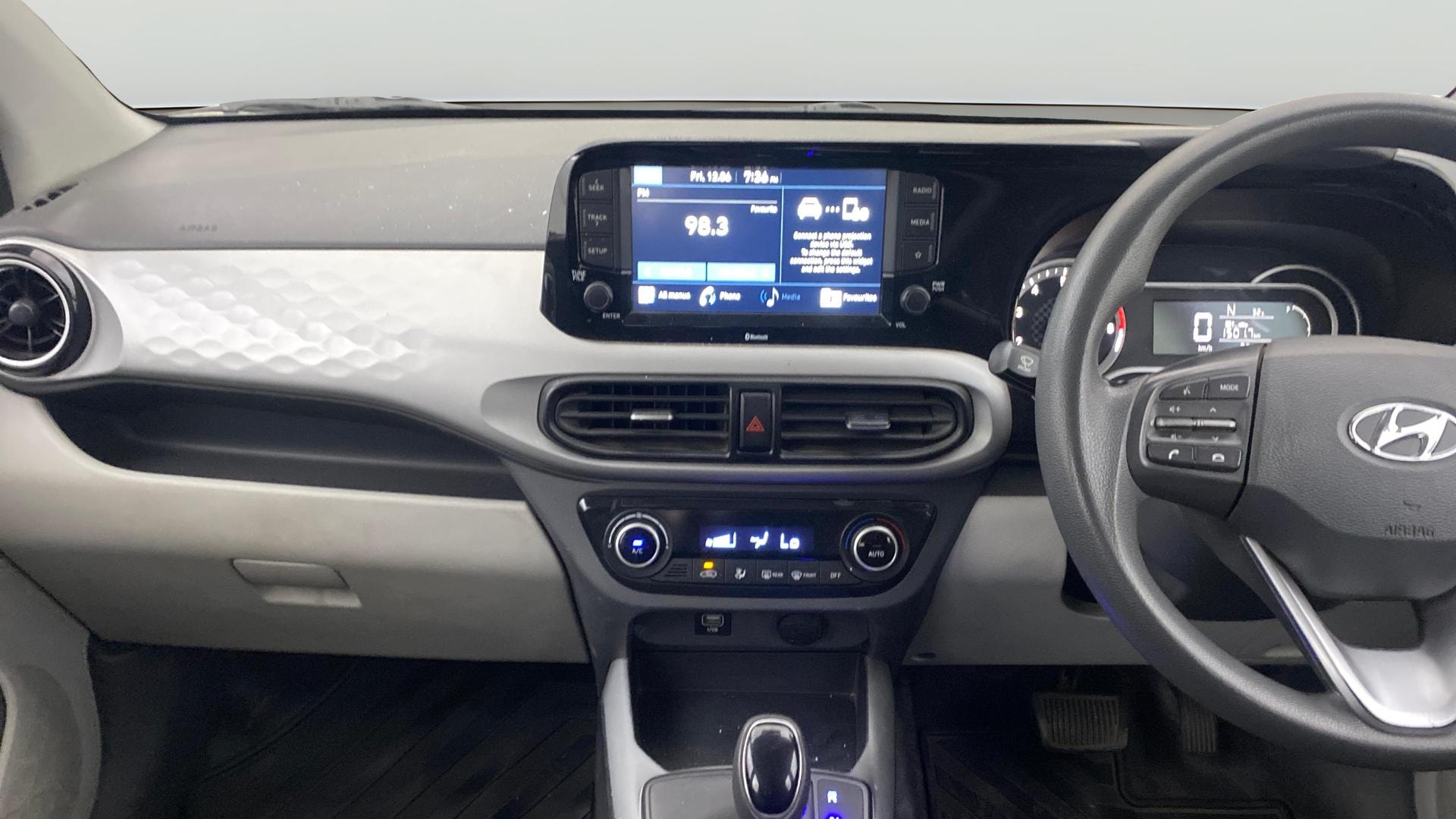 Used 2020 Hyundai Grand i10 Used 2020 Hyundai Grand i10