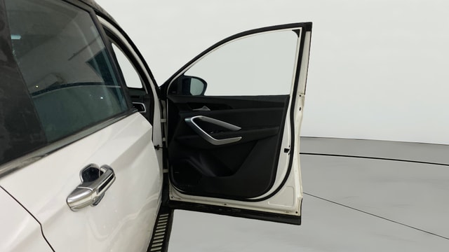 View MG Hector Image 46 Used MG Hector Image 46