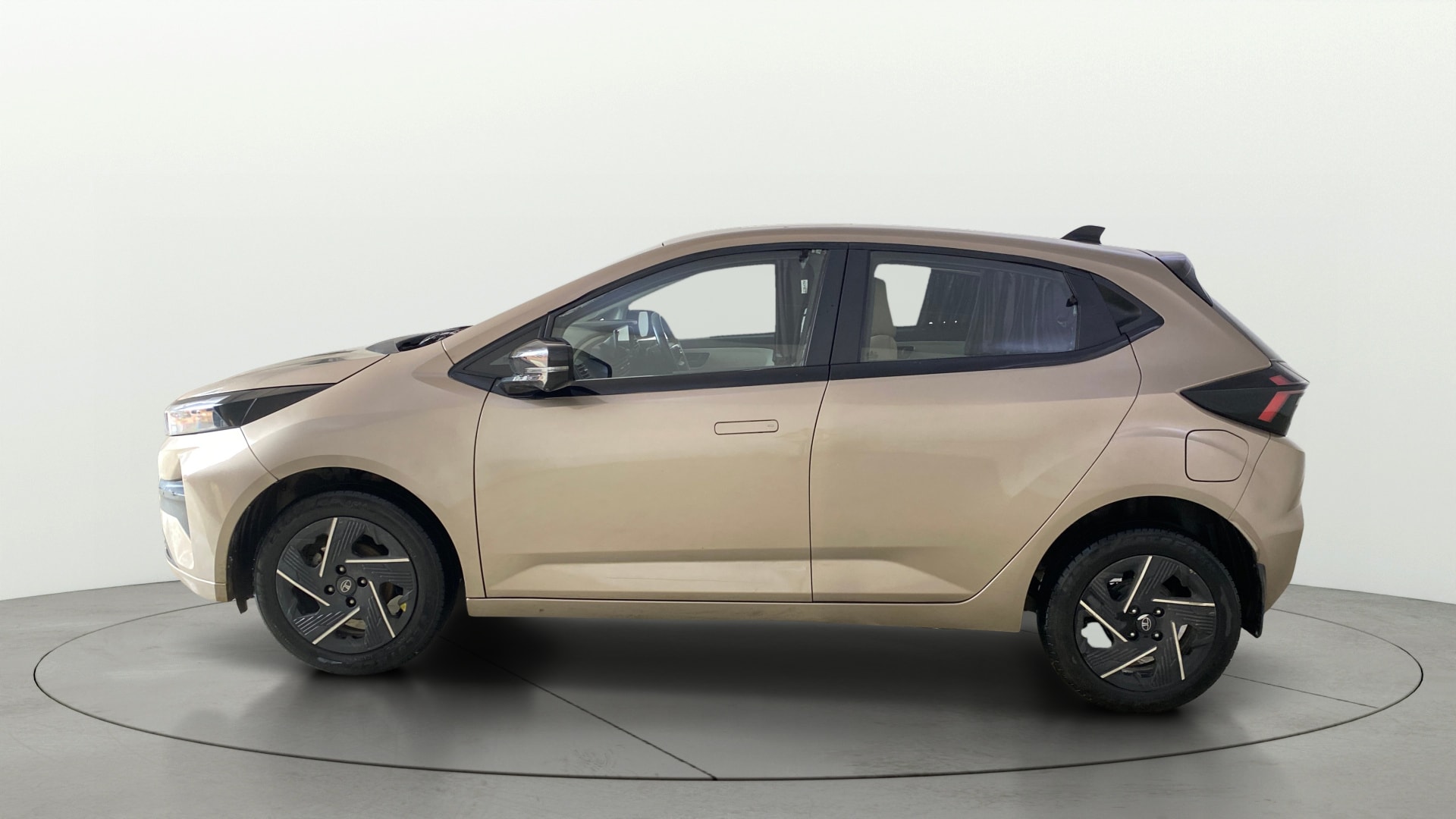 Used 2025 Tata Altroz Used 2025 Tata Altroz