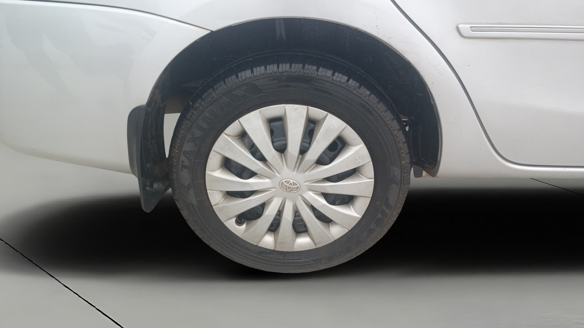 View 2014 Toyota Etios G Image 23 Used 2014 Toyota Etios G Image 23