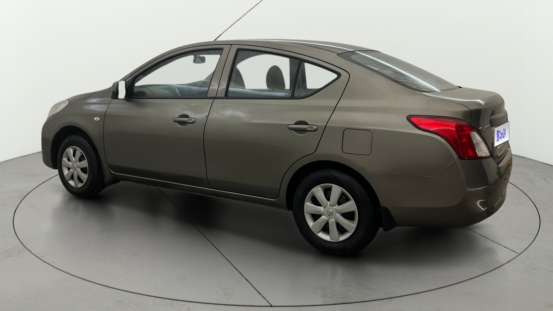 View 2015 Nissan Sunny XL Petrol CVT Image 2 Used 2015 Nissan Sunny XL Petrol CVT Image 2