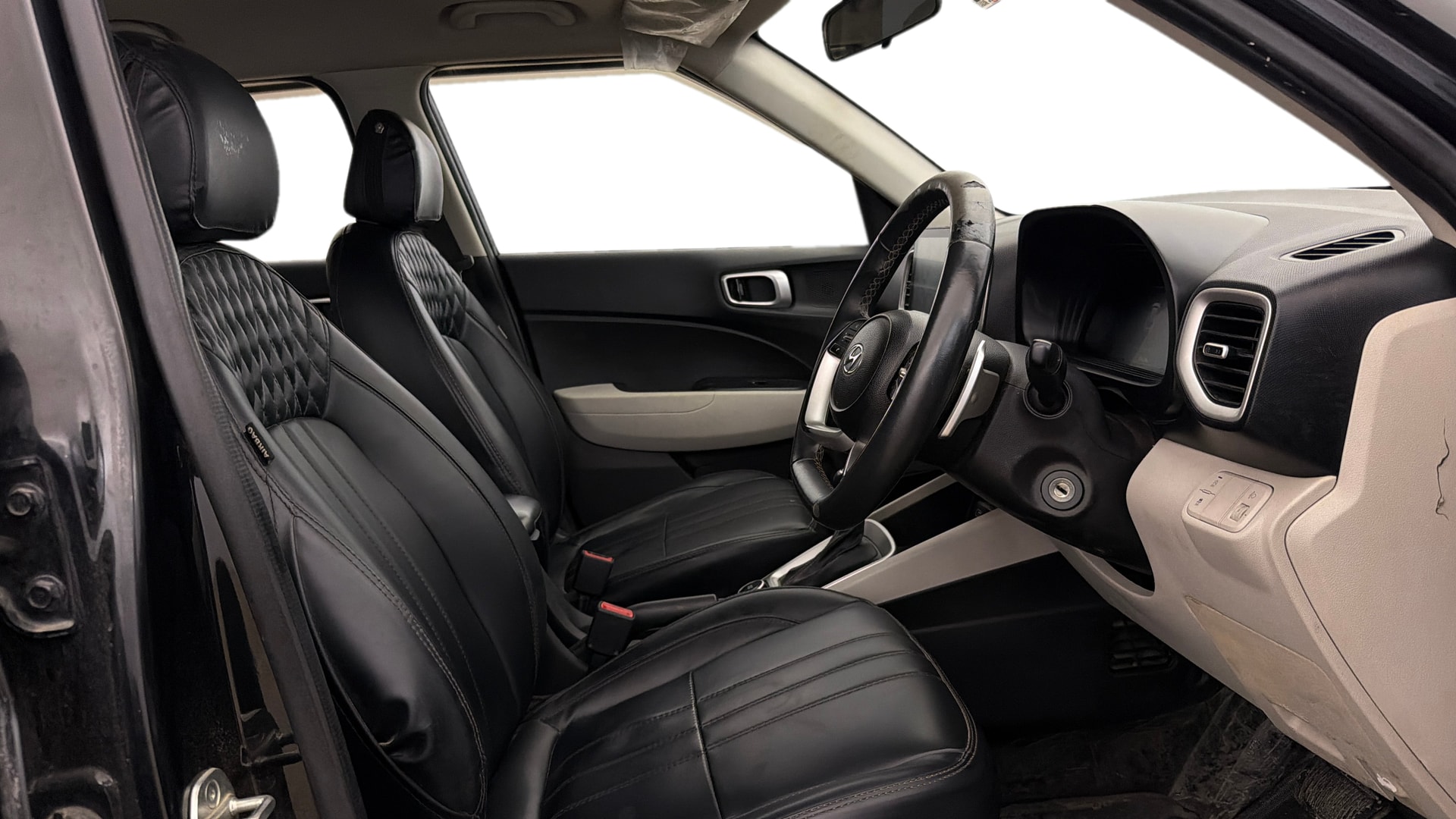 View 2024 Hyundai Venue S (O) 1.0 Turbo Petrol DCT Image 27 Used 2024 Hyundai Venue S (O) 1.0 Turbo Petrol DCT Image 27