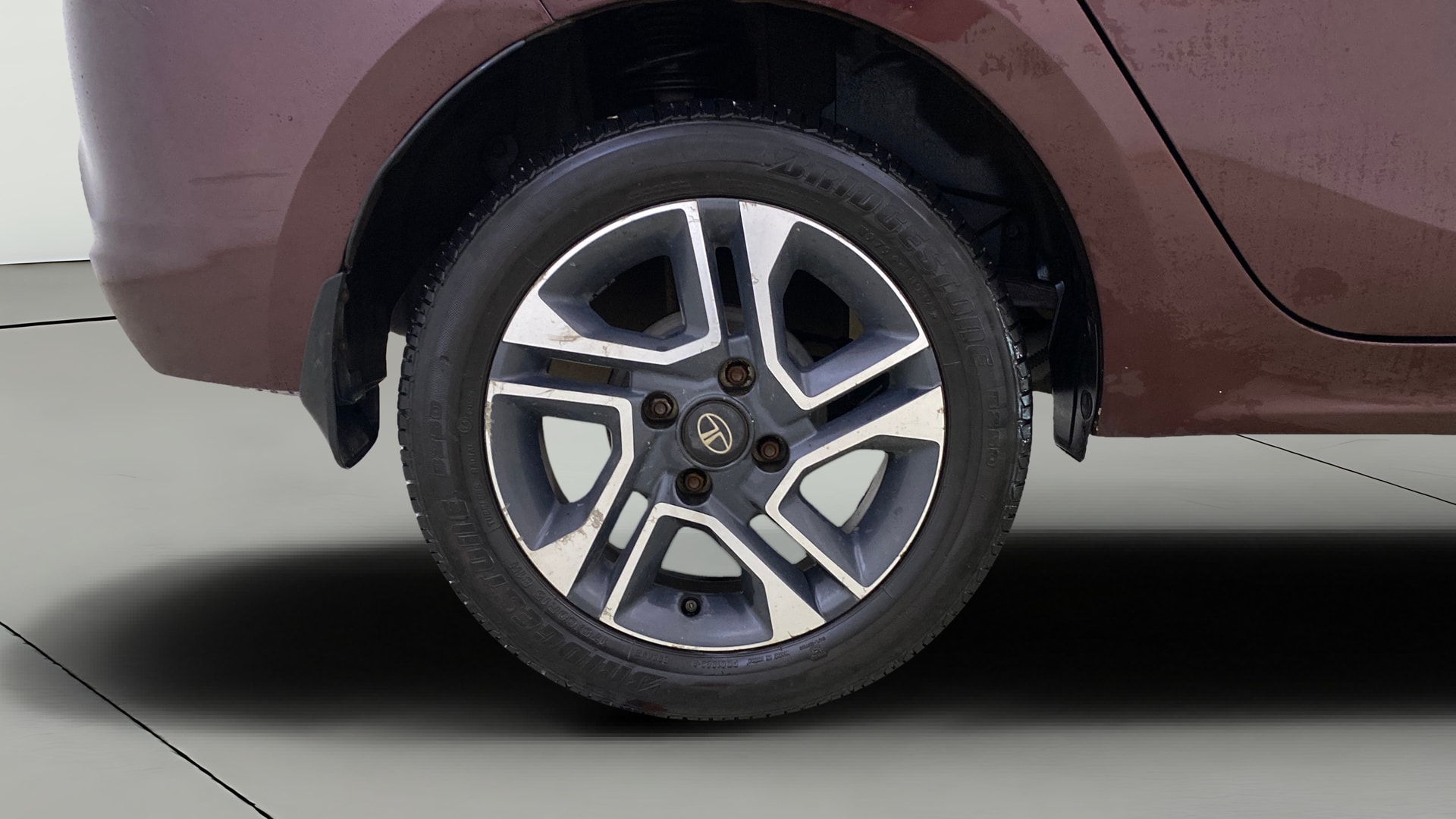 View 2021 Tata Tigor XE Diesel Image 24 Used 2021 Tata Tigor XE Diesel Image 24