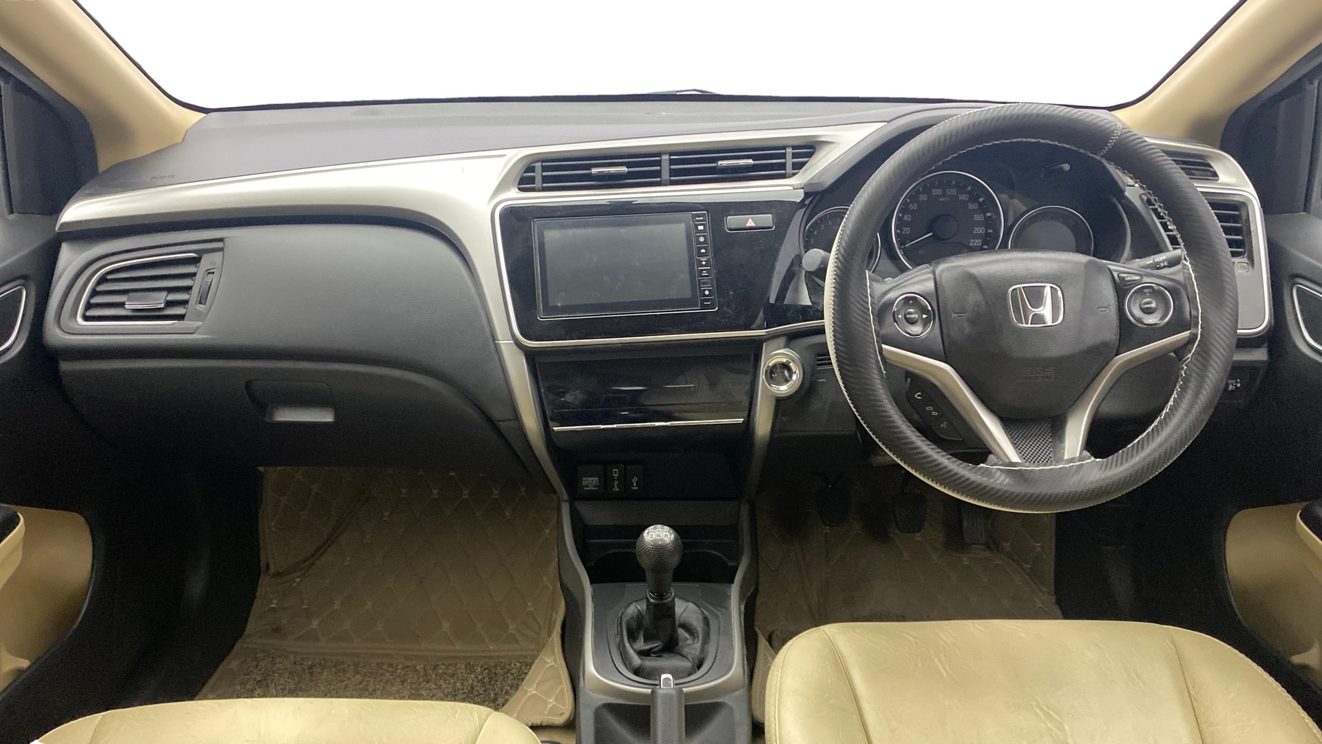 View 2022 Honda City ZX MT Diesel Anniversary Edition Image 30 Used 2022 Honda City ZX MT Diesel Anniversary Edition Image 30