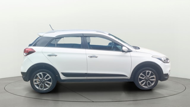 View Hyundai i20 Active Image 28 Used Hyundai i20 Active Image 28