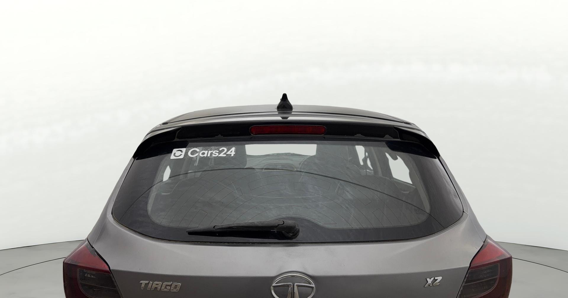 View 2018 Tata Tiago Revotorq XB Image 4 Used 2018 Tata Tiago Revotorq XB Image 4