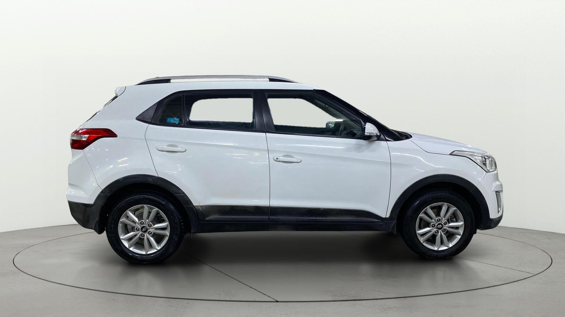 View 2017 Hyundai Creta 1.4 E Diesel Image 8 Used 2017 Hyundai Creta 1.4 E Diesel Image 8